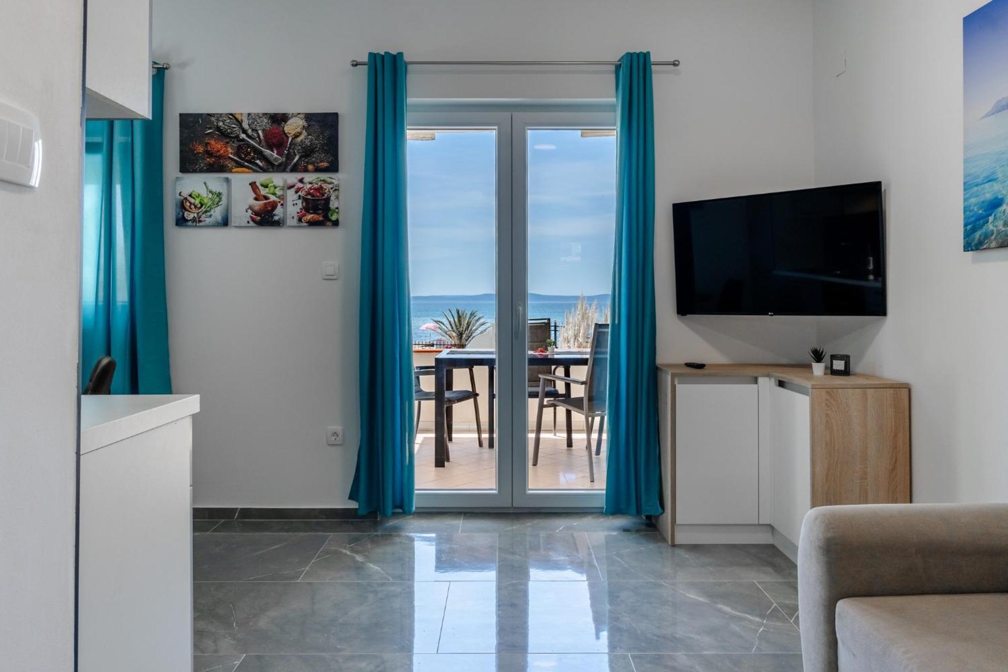 Apartments Strand Vir Exterior photo