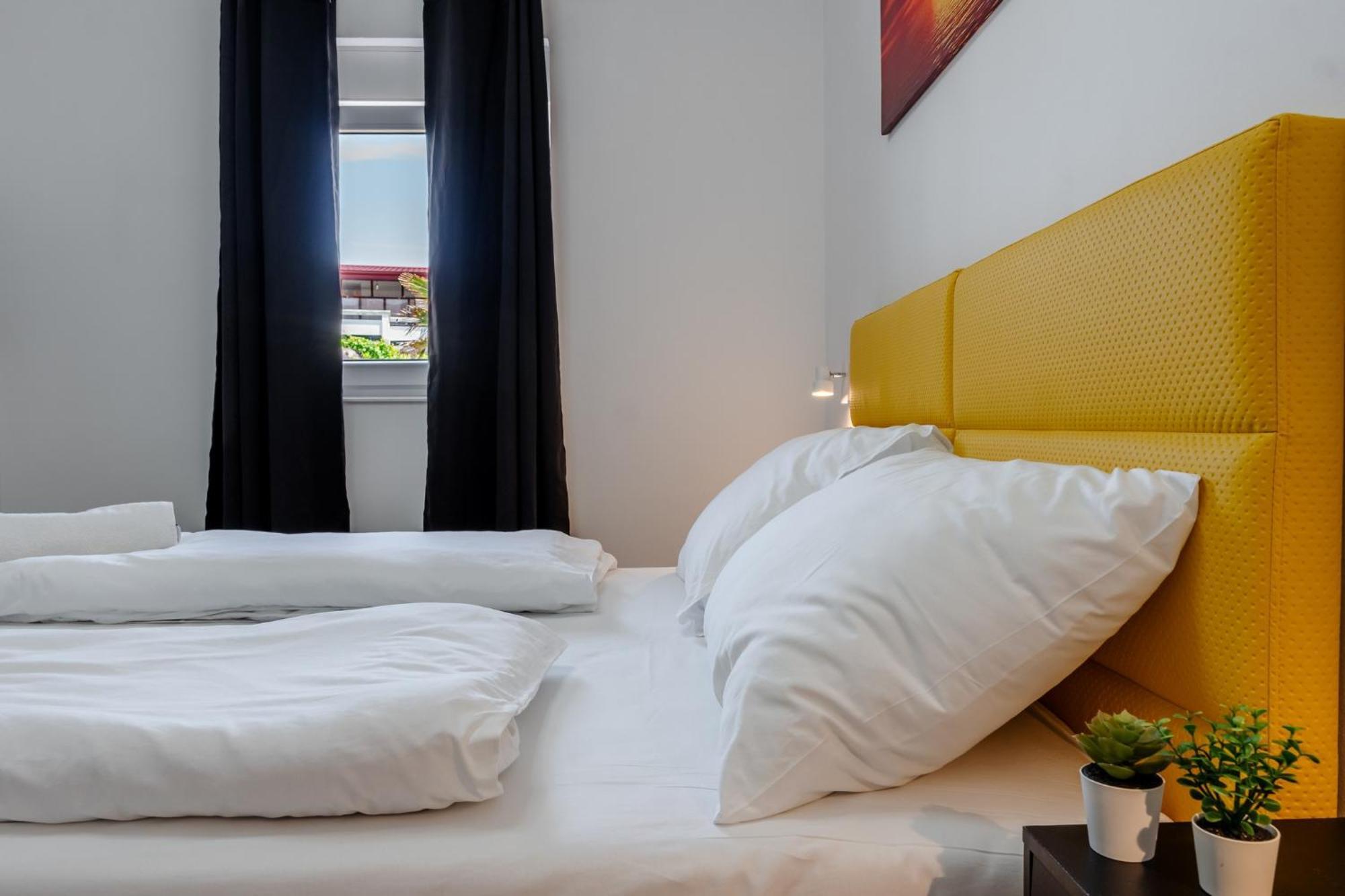 Apartments Strand Vir Exterior photo